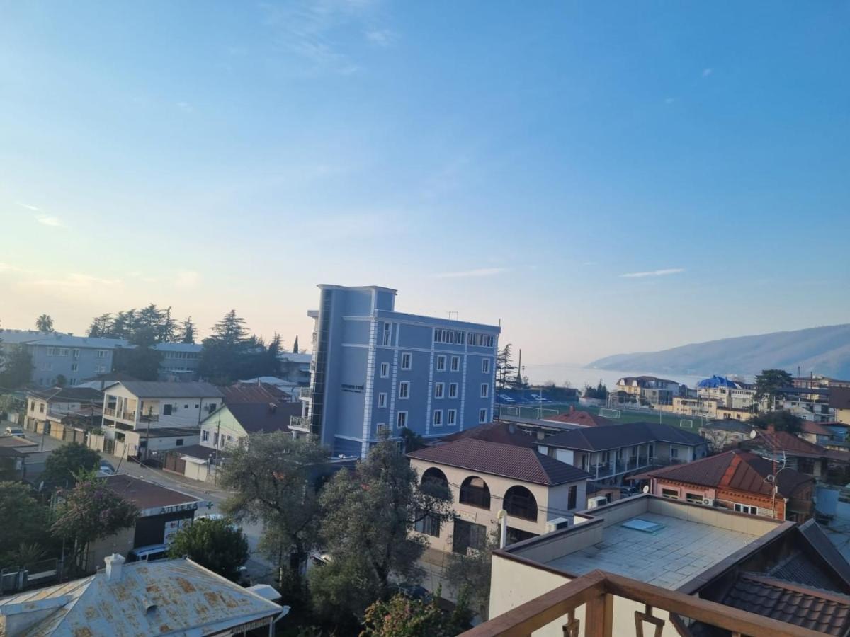Отель Ахра Гагра Экстерьер фото